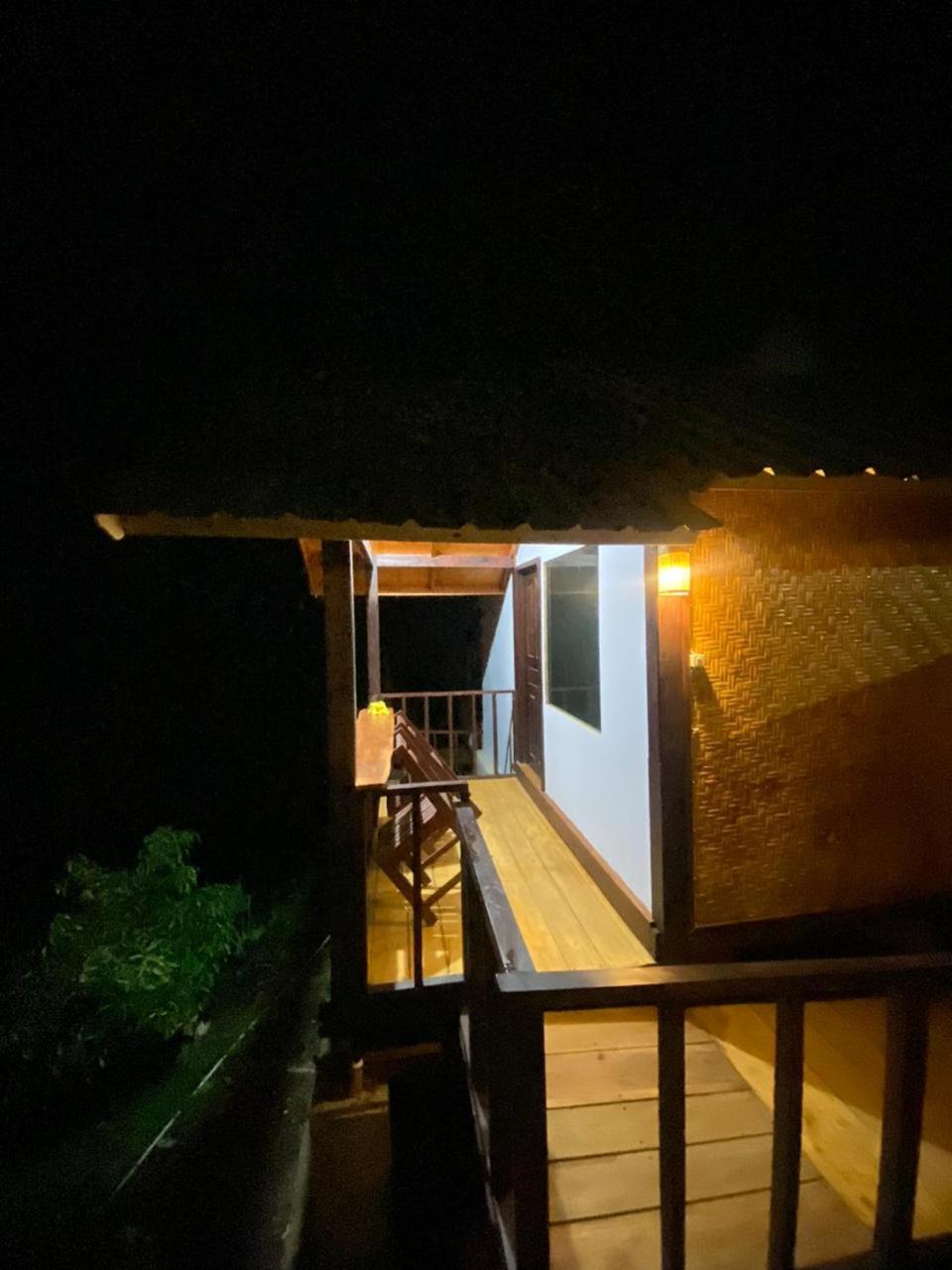 Poetri Bungalow & Restaurant Senaru Exterior photo
